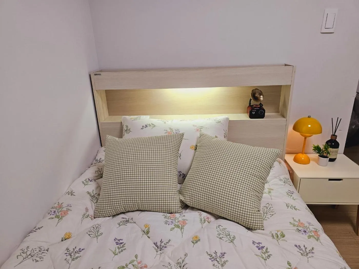 Near Jamsil Coex Lotteworld - Full Option Lovely House Сеул